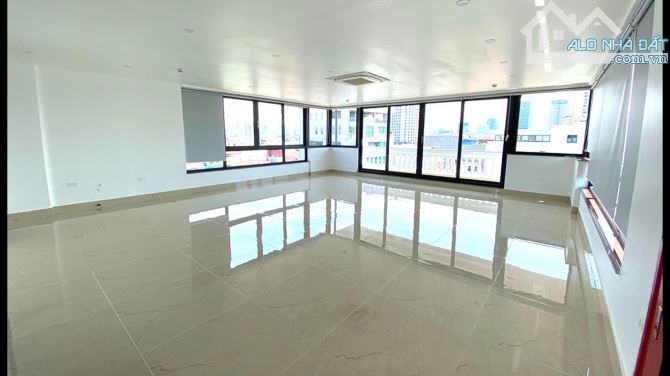 Cho thuê LK khu 90 Nguyễn Tuân-Thanh Xuân,có thang máy DT 80m2,4 tầng,mt mt 6m,Giá 35TR/TH - 1