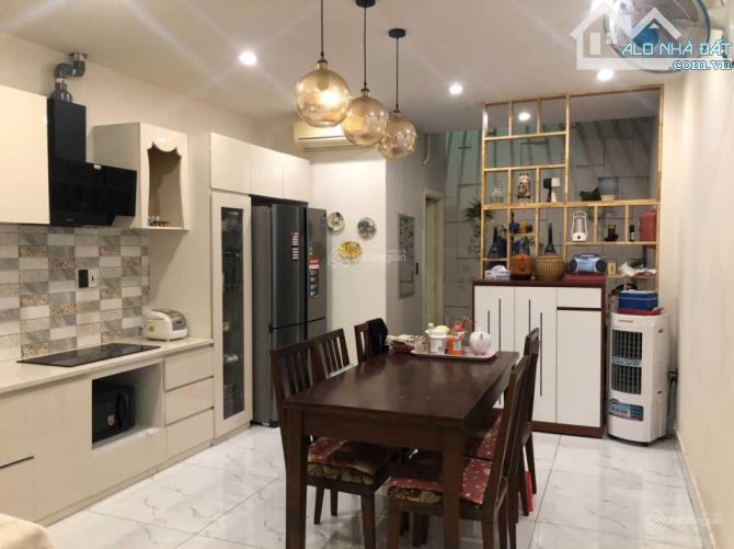 Cần bán nhà phố Him Lam Lương Định Của, P. An Khánh, Q. 2 - (4 x 19m) hầm trệt 2 tầng 4PN