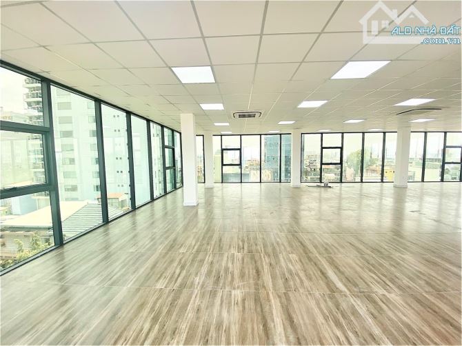 Bán Gấp Building Mới 90% 2MT Cách Mạng Tháng Tám Q3 16x20m Hầm 7L. Giá Chỉ 135 Tỷ - 1