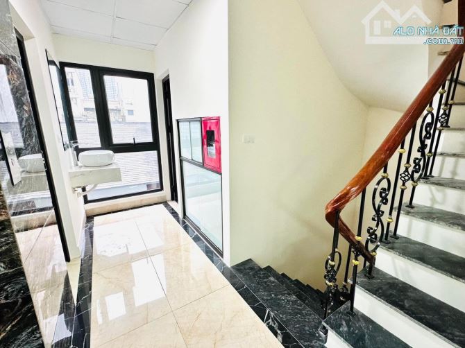 Cho thuê nhà Trịnh Văn Bô, DT 75m2, 5 tầng thông sàn, full ĐH, thang máy, nhà mới 100%, - 2
