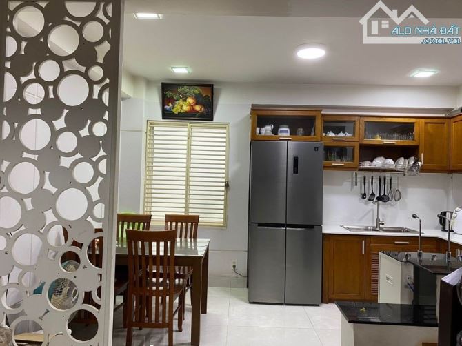 NHÀ HẺM XE TẢI LÊ ĐỨC THỌ ( 4,5*14M) 2 LẦU 4PN-4WC NỘI THẤT CƠ BẢN !!! - 3