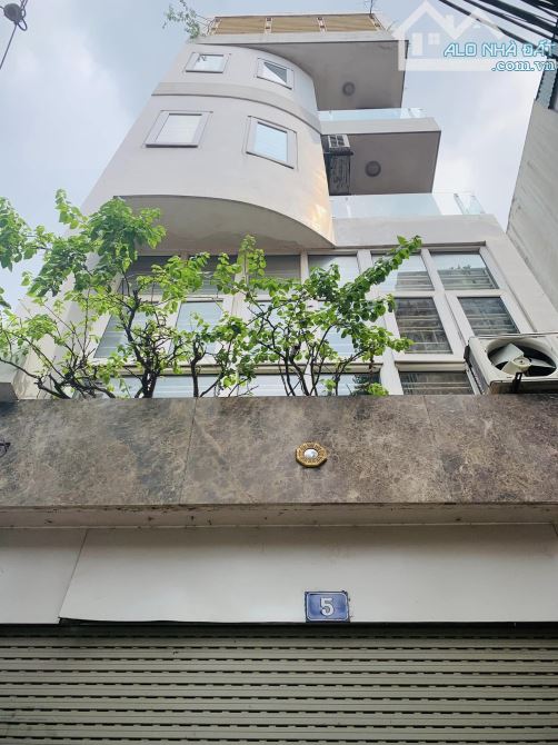 Nhà đẹp 6 tầng Phạm Văn Đồng, sát CV Hòa Bình, oto vào nhà, 20m ra mặt phố - 60m2 - 6.2 tỷ - 5