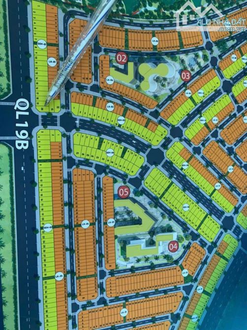 Cắt lỗ bán gấp lô góc 2 mặt tiền QL19B vào cổng dự án Nhơn Hội - 5