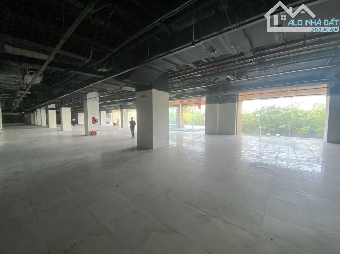 CHO THUÊ 500M2 NHÀ HÀNG, SIÊU THI, KHU VUI CHƠI TẠI CHÂN ĐẾ TÒA MIPEC 229 TÂY SƠN - 1
