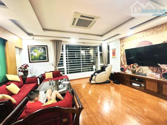 Giảm chào nhiều Tỷ💥Bán nhà Lý Nam Đế Hoàn Kiếm💥48,67m2💥5 Tầng💥Xe tải đỗ cửa💥13.x Tỷ. - 1