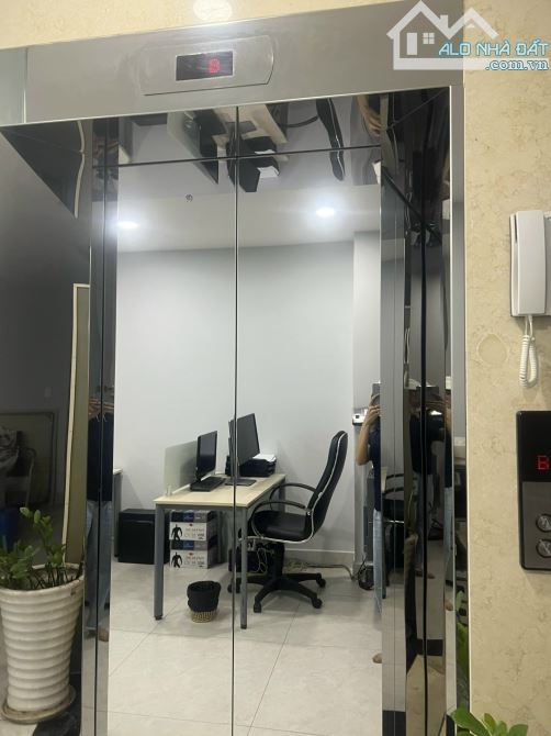 Bán nhà mới, đẹp, hầm, 3 lầu, có thang máy, DT 5x20m, giá 22,5 tỷ, KDC Him Lam, p.Tân Hưng - 2