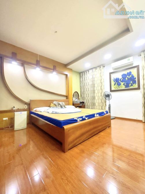 Giảm chào nhiều Tỷ💥Bán nhà Lý Nam Đế Hoàn Kiếm💥48,67m2💥5 Tầng💥Xe tải đỗ cửa💥13.x Tỷ. - 3