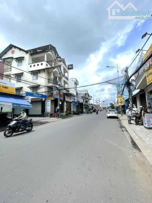 Nhà 2 Mặt Tiền Đường TRẦN NAM PHÚ Cần Thơ Giá 8, 4Tỷ - 2