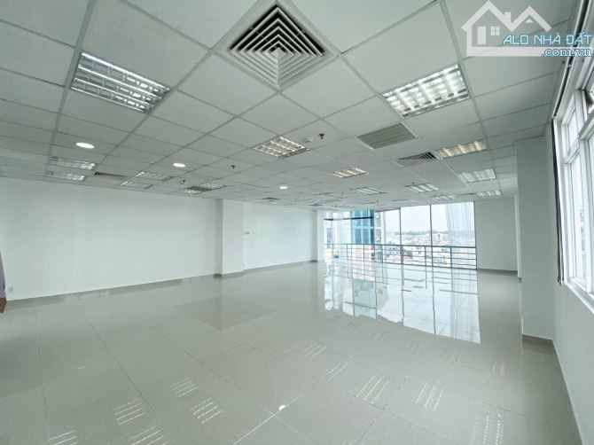 Cho thuê sàn văn phòng 200m2 đường 86A Khánh Hội, Quận 4. Tòa nhà  hầm 6 lầu - 2