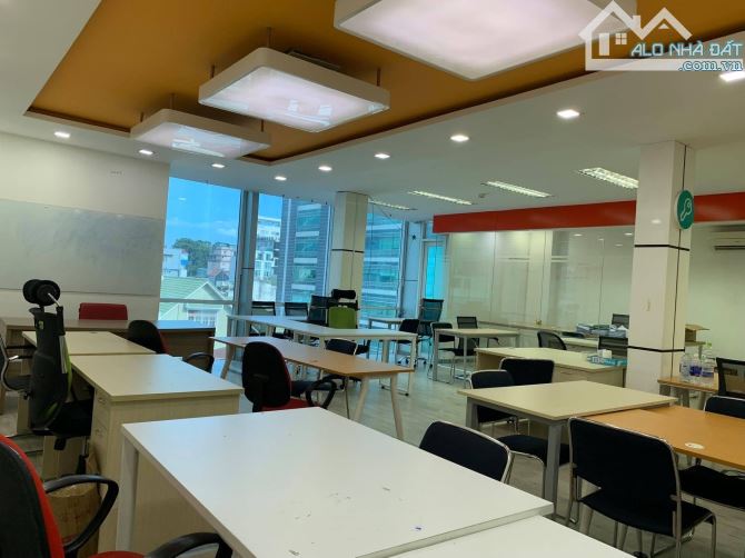 Cho thuê gấp sàn full nội thất VP 170m2, đường Nguyễn Thị Nghĩa. Q. 1. Giá rẻ nhất khu vực - 5