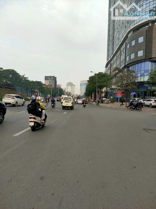 💥 Đất vàng Mặt phố Trần Duy Hưng, Cầu Giấy, 1250m2 MT 35m, Chỉ 280 Tỷ 💥