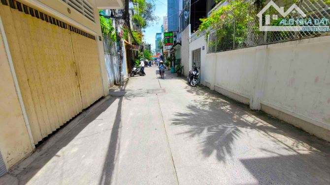 NHÀ ĐẸP Ô TÔ NGỦ NGUYỄN TRI PHƯƠNG QUẬN 10 - 3TẦNG 4PN 45M2 NỞ HẬU - CHỈ 8,5 TỶ TL. - 4