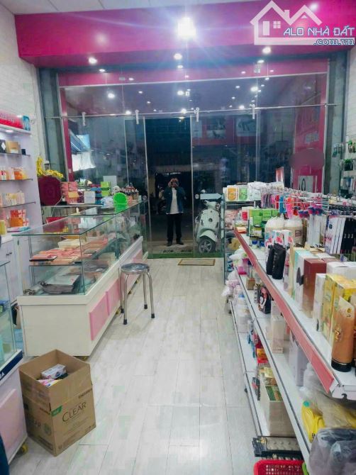Bán nhà mặt tiền Phạm Văn Thuận,Phường Tân Mai,Biên Hòa,Đồng Nai,diện tích 300m2,giá 15 tỷ - 5