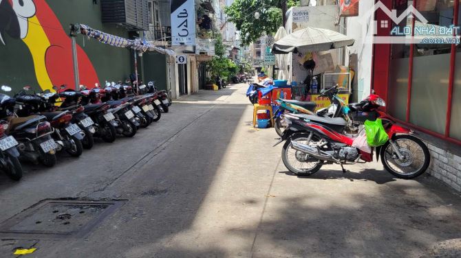 NHÀ ĐẸP Ô TÔ NGỦ NGUYỄN TRI PHƯƠNG QUẬN 10 - 3TẦNG 4PN 45M2 NỞ HẬU - CHỈ 8,5 TỶ TL. - 7