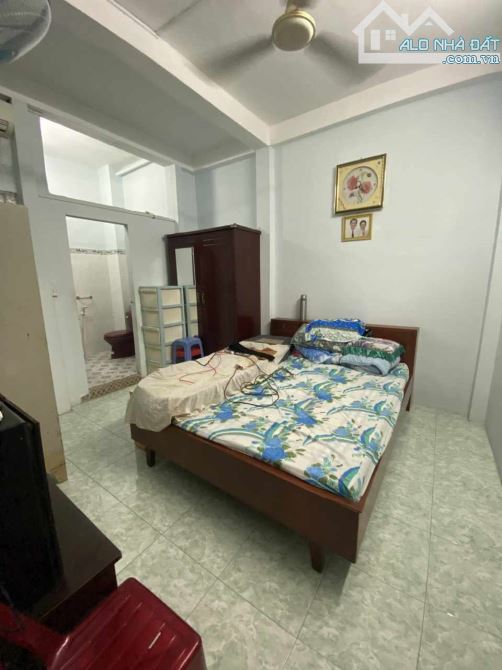 NHÀ ĐẸP Ô TÔ NGỦ NGUYỄN TRI PHƯƠNG QUẬN 10 - 3TẦNG 4PN 45M2 NỞ HẬU - CHỈ 8,5 TỶ TL. - 9