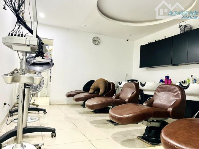 ⚜️ Bán Tòa Văn Phòng Mặt Phố Trần Xuân Soạn, Hai Bà Trưng, 121m2 9T MT 4.5m, Chỉ 79.5 Tỷ