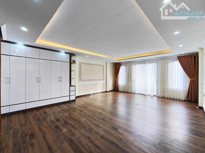 ⚜️ Bán Nhà Mặt Phố Văn Đồng, Từ Liêm, 495m2 1T, MT 15.6M, Chỉ 124 Tỷ ⚜️ - 2