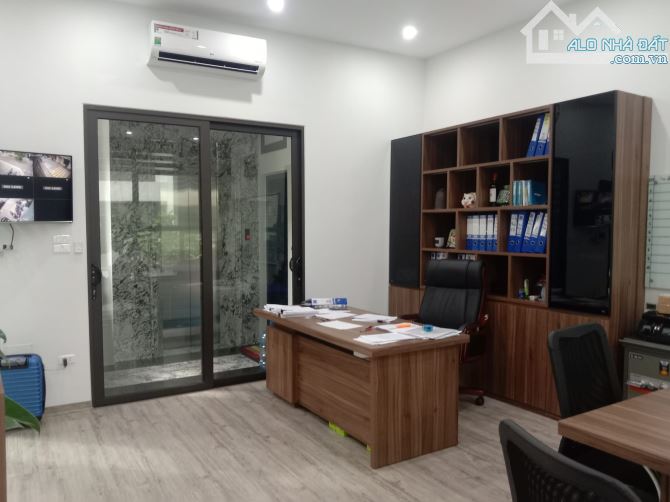 ⚜️ Bán Tòa Văn Phòng Mặt Phố Trần Xuân Soạn, Hai Bà Trưng, 121m2 9T MT 4.5m, Chỉ 79.5 Tỷ - 3
