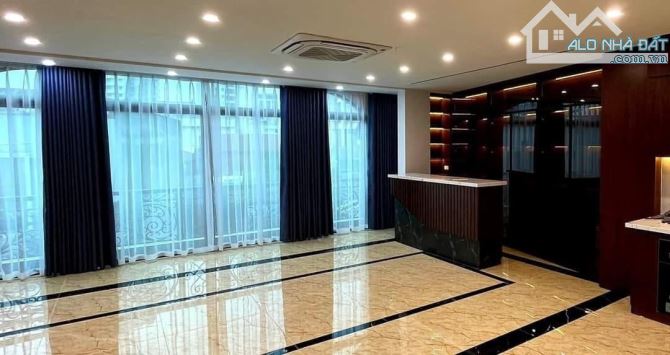 ⚜️ Bán Nhà Mặt Phố Phạm Văn Đồng, Bắc Từ Liêm, 771m2 C4, MT 18m, Chỉ 215.5 Tỷ ⚜️ - 3