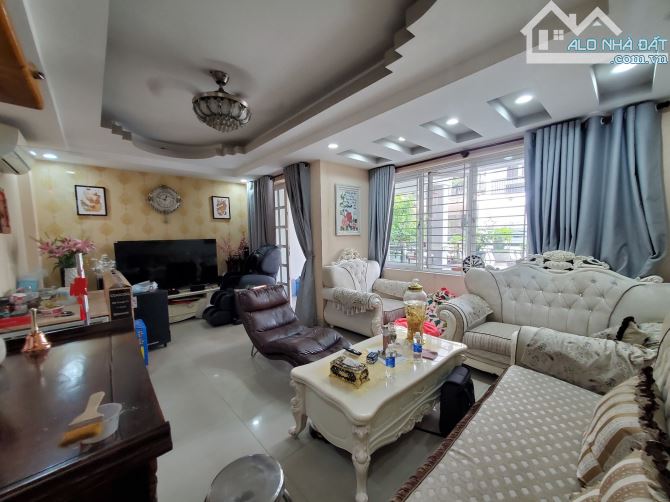 Biệt thự 5 tầng đường nhựa 6m LÊ QUANG ĐỊNH, P. 5, Bình Thạnh, 6.5m x 21. Giá 16 Tỷ - 1