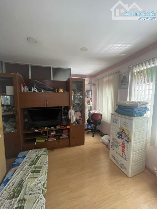 Duy nhất 1 căn chỉ nhỉnh 8 tỷ. Mặt tiền đường Bạch Mã. P15. Q10. 45M2. Vừa ở vừa cho thuê - 1