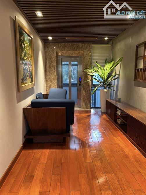 ⚜️ Bán Biệt Thự Phố Tô Ngọc Vân, Tây Hồ, 430m2 4T MT 20m, Chỉ 145 Tỷ ⚜️ - 1