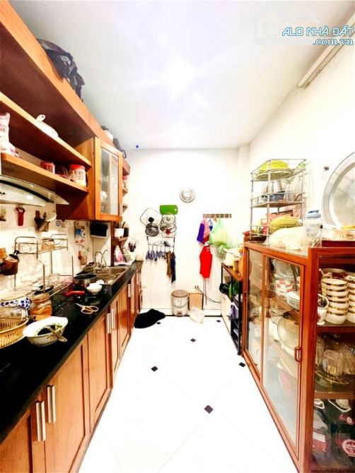 Bán nhà mặt ngõ Hàng Da kinh doanh sầm uất, 26m2, xây 5 tầng, mặt tiền 3,6m, Giá 12,6 tỷ - 3
