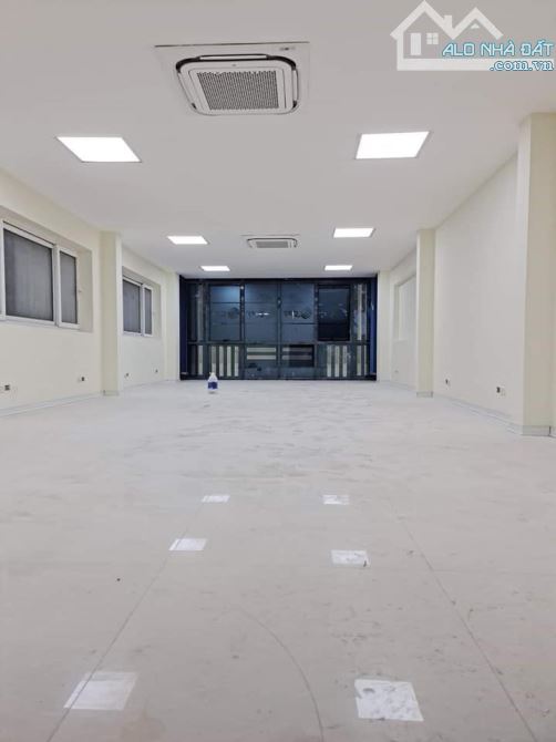 Bán Tòa Nhà Mặt Phố Lê Trọng Tấn Thanh Xuân 186m2 x 8 tầng, MT 6m Lô Góc 3 Mặt Thoáng