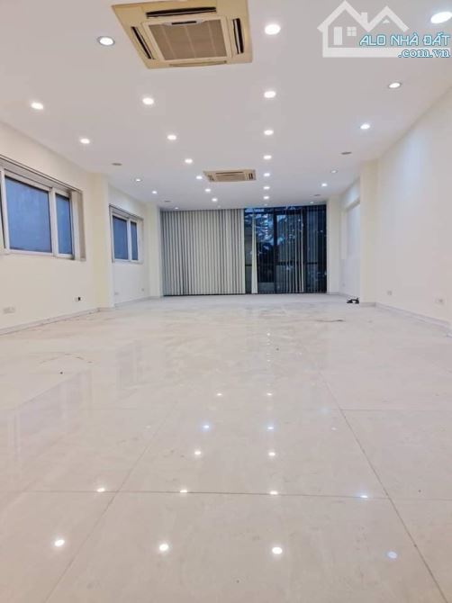 Bán Tòa Nhà Mặt Phố Lê Trọng Tấn Thanh Xuân 186m2 x 8 tầng, MT 6m Lô Góc 3 Mặt Thoáng