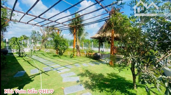 1005m2 đất nghĩ dưỡng view kênh có 200m2 thổ cư , 2 tỷ - 11