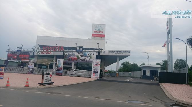 Mặt tiền Nguyễn Xiển, ngang 43m, 3390m, Trường Thạnh, Thủ Đức, chỉ nhỉnh 30 triệu/m.