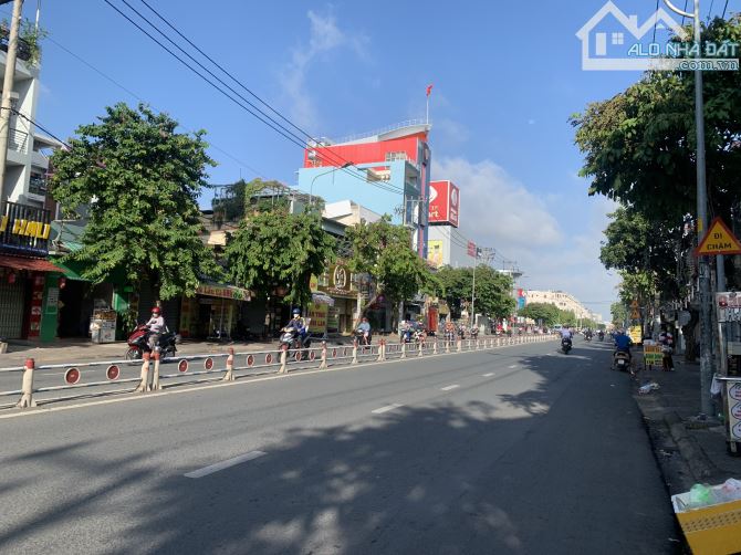 Hot – Mặt tiền Nguyễn Văn Lượng 8x30m – ngay Lotte giá 29.5 tỷ