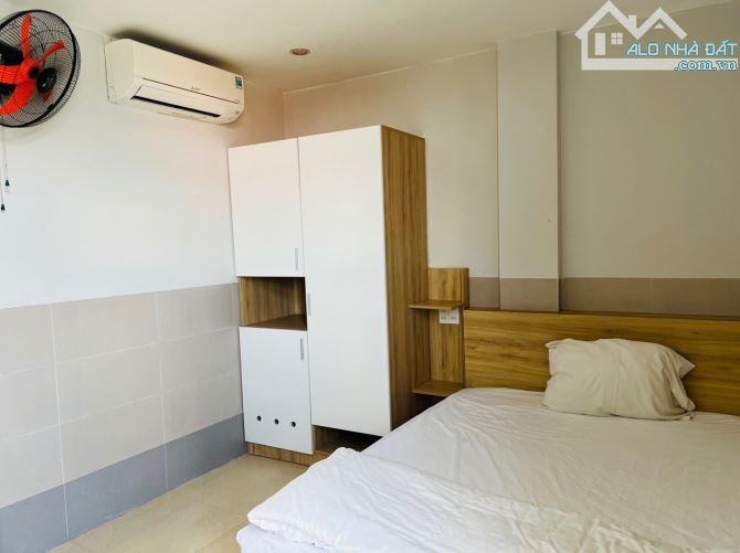 Cần bán 5 tầng, sát biển Mỹ Khê, ô tô ngày đêm, dòng tiền, 6 tỷ nhỉnh - 1