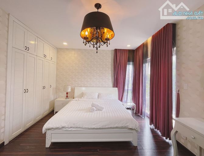 Villa Quận 7 Cho Thuê ngắn hạn Ngày, Hồ bơi, sân vườn rộng rãi hơn 15 người - 2