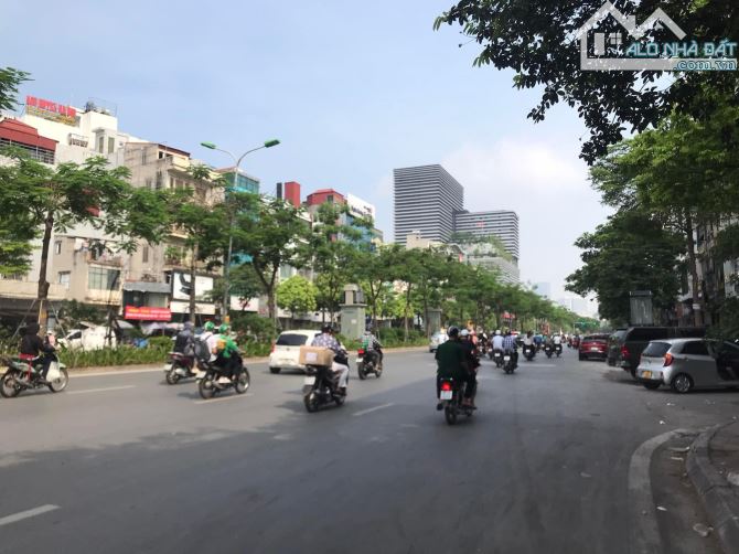 Chính chủ bán nhà mặt PHỐ XÃ ĐÀN Ô CHỢ DỪA 27m2 2 phố 15.3 tỷ 4 Tầng 2 mặt ngõ - 3