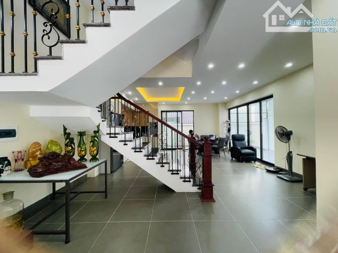 BÁN BIỆT THỰ LÔ GÓC SÁT KĐT THE MENOR, KINH DOANH, DT 150M2, MT 8M, 4 TẦNG, GIÁ 18.6 TỶ. - 3