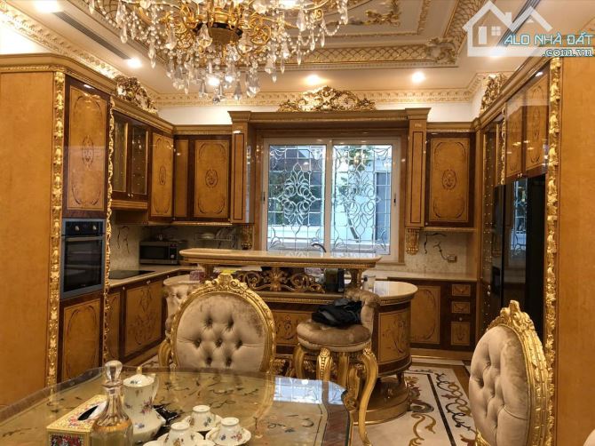 BÁN BIỆT THỰ PHỐ TRUNG KÍNH 95 TỶ 330m2 7T MT 30m  LÔ GÓC  VỈA HÈ KINH DOANH THANG MÁY Ô T - 5
