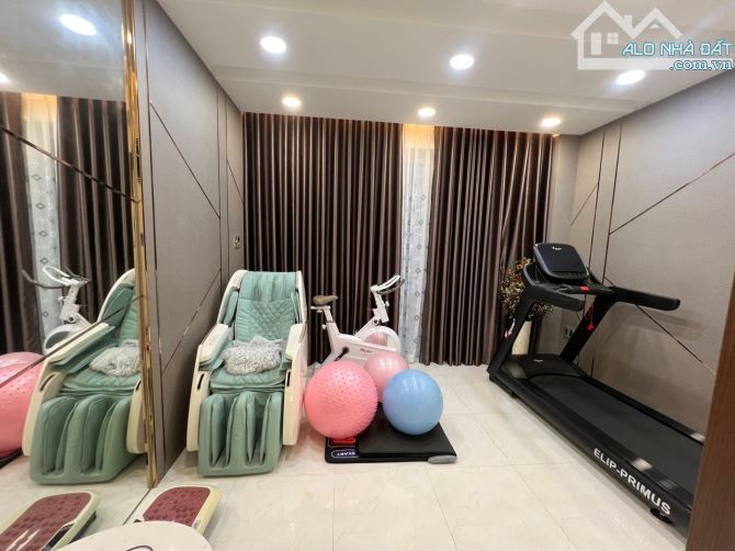 Hàng hiếm chưa qua mặt tiền đường Tú Xương Q.3 - 10x26m - Hầm 4 tầng - HĐT 200tr giá 79 tỷ
