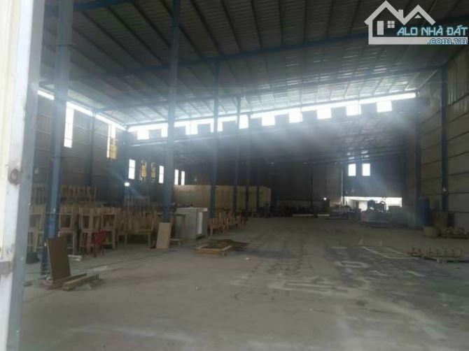 Kho xưởng 1700m² Dĩ An  đường container điện 3fa tiếp đa ngành nghề - 1
