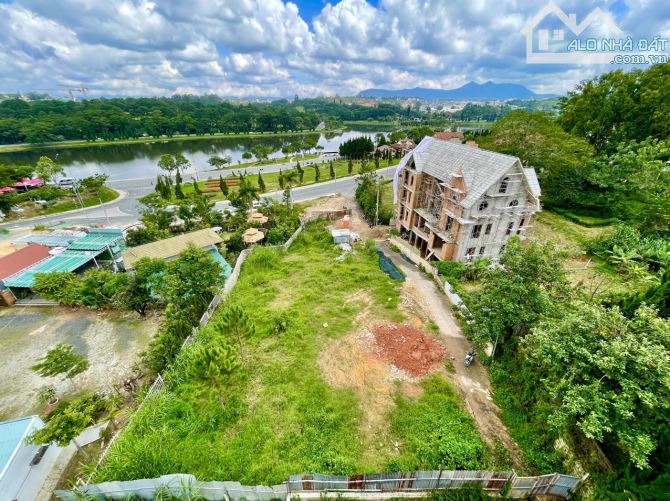 Bán lô đất view nhìn trực diện Hồ Xuân Hương và Đồi Cù thành phố Đà Lạt - 1