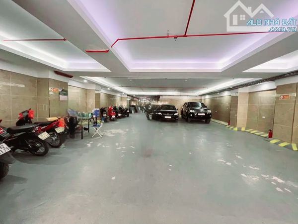 Giảm giá đến 115 tỷ để Bán tòa nhà VP 15 tầng mặt phố Trần Hưng Đạo, 438m2, mt 10.54m - 1