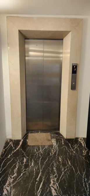 BÁN TOÀ NHÀ VP MẶT PHỐ TRÀNG THI - GẦN 2 TỶ/THÁNG - 330m2 x 8 Tầng - MT35m - Giá 235 Tỷ. - 5