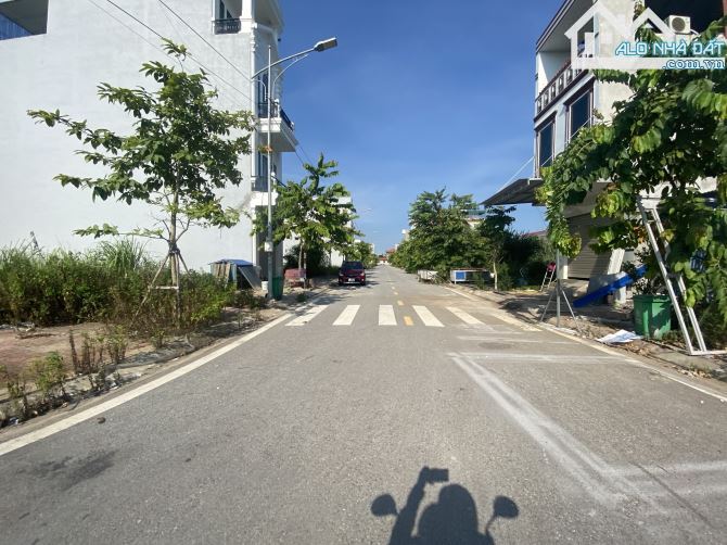 Bán lô đất 60m2 hướng Tây không lỗi vị trí đẹp tại Áp Tràn, Dương Quan, Thủy Nguyên