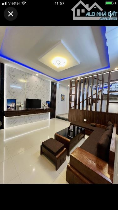 Bán gấp nhà mặt tiền 3 tầng full nội thất hiện đại đường Thanh Lương- Hoà Xuân quận Cẩm Lệ