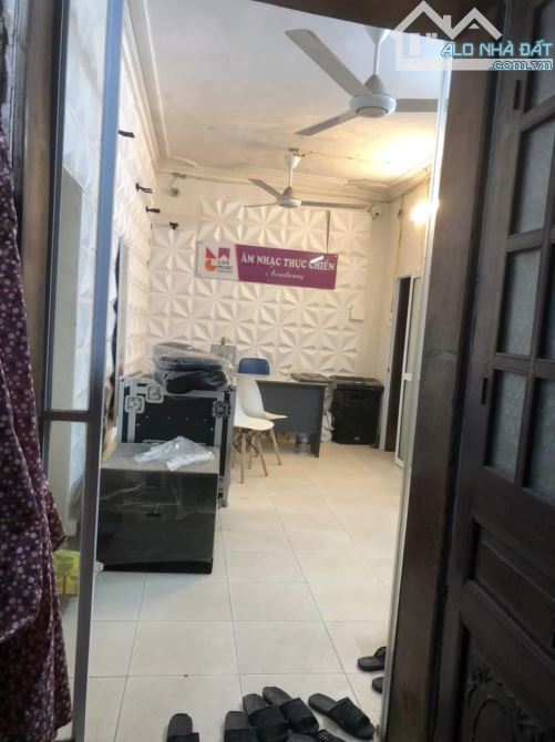 NHÀ 2 TẦNG TRÊN THỬA ĐẤT ĐẸP 83M2 - 10M RA MẶT PHỐ VỌNG - DOANH THU ĐỈNH - 1
