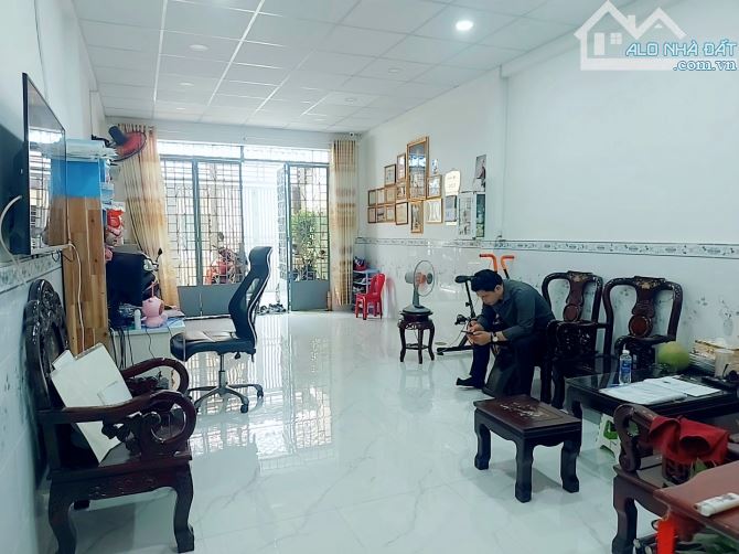 Bán Gấp, Nhà Hẻm Xe Hơi Đất Thánh, Tân Bình, 86m2, 2 Tầng, Chỉ 10 Tỷ 5, TL - 1
