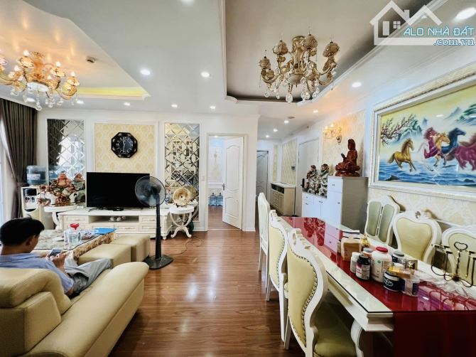 (ĐẸP THẬT ) Bán chung cư quận Nam Từ Liêm Palace 99 Mễ Trì 120m 3PN Tặng nội thất 5.xty