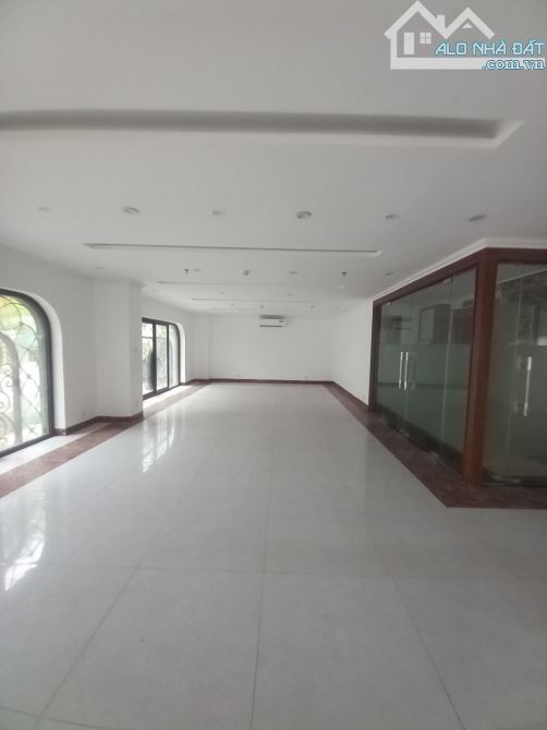 Bán tòa nhà văn phòng Trịnh Văn Bô, Nam Từ Liêm, diện tích 120m2, 7 tầng thang máy,mt 10m - 4