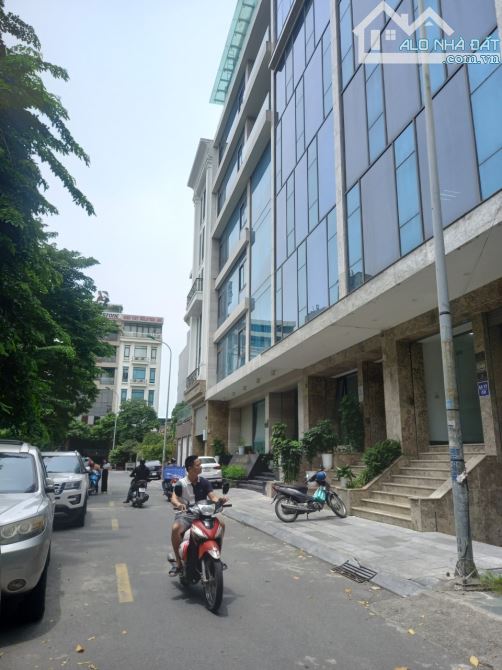 Bán tòa nhà văn phòng Trịnh Văn Bô, Nam Từ Liêm, diện tích 120m2, 7 tầng thang máy,mt 10m - 6