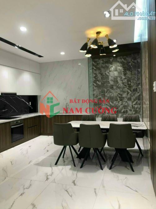 ✅Nhà đường số  Tân Kiểng Q7 dt;4,5x17m Trệt 3 lầu hướng Tây Bắc Giá 14,5 tỷ - 4